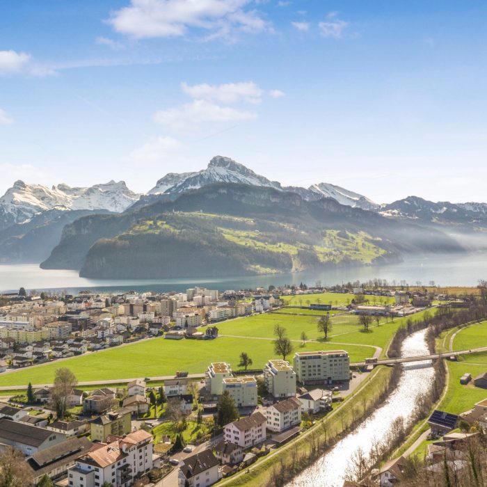 3.5 Zimmerwohnung mit Panoramaaussicht in Brunnen 12 Eigentumswohnung mit Aussicht und Wellness, Immobilie Brunnen, Wohnung mit Seesicht