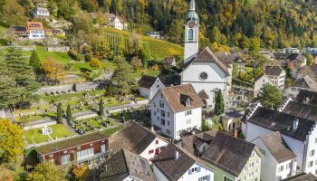 Immobilie Altdorf, Liegenschaft mit Entwicklungspotential, Mehrfamilienhaus, Gewerbefläche