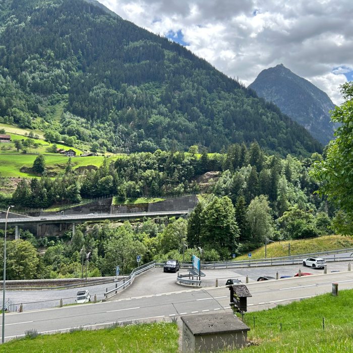 Bauland, Parzelle, Erstwohnsitz in den Bergen