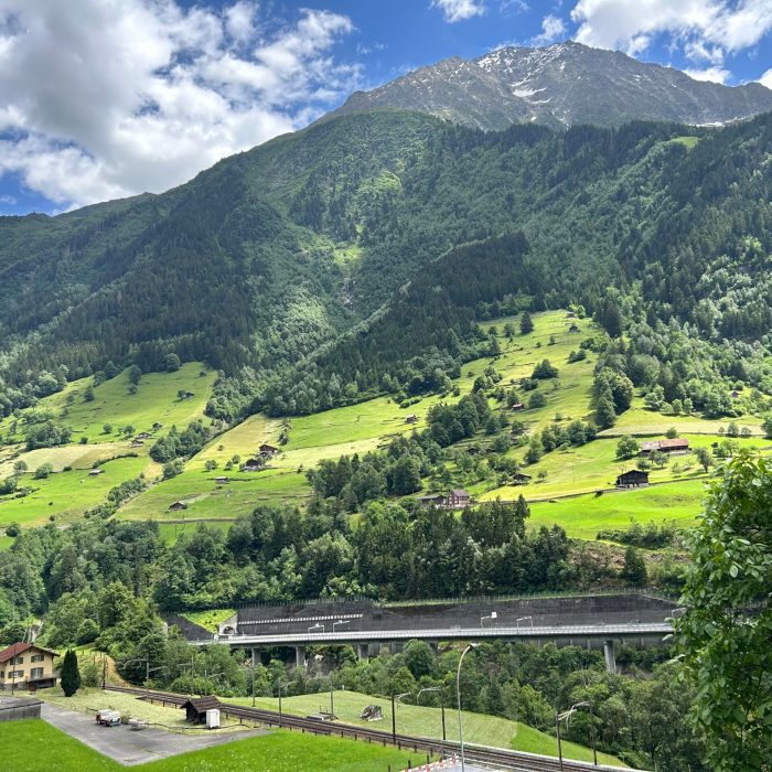 Bauland, Parzelle, Erstwohnsitz in den Bergen